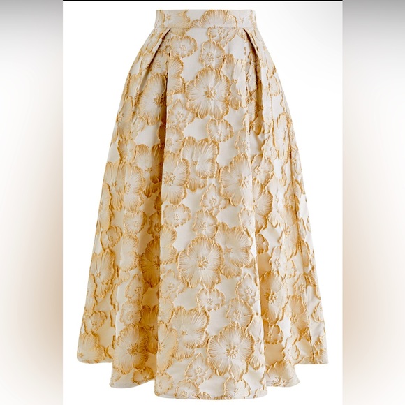 Dresses & Skirts - Midi length flare A-line skirt